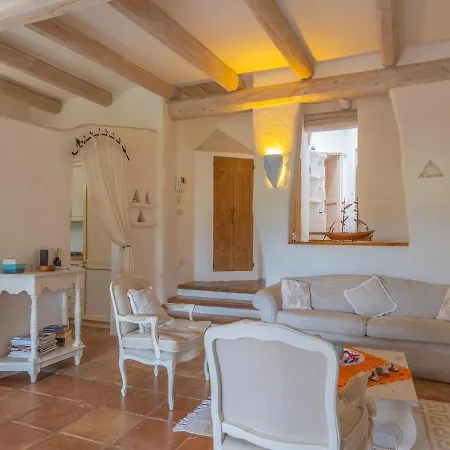 Domo Mea - By Searly Willa Porto Cervo