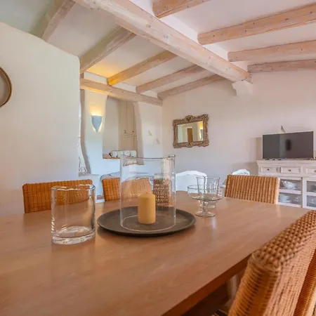 Villa Domo Mea - By Searly