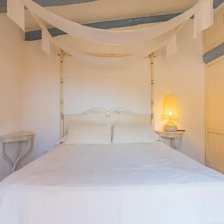 Domo Mea - By Searly Porto Cervo