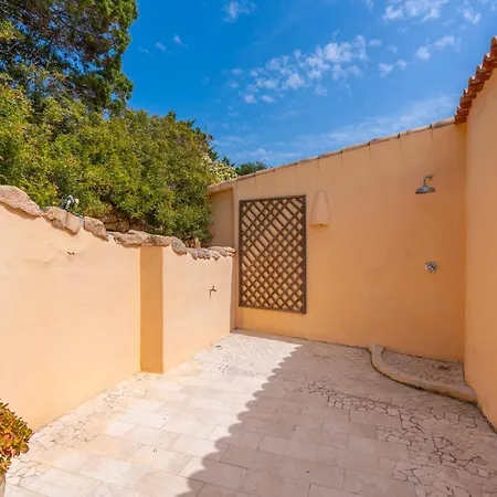 Villa Domo Mea - By Searly